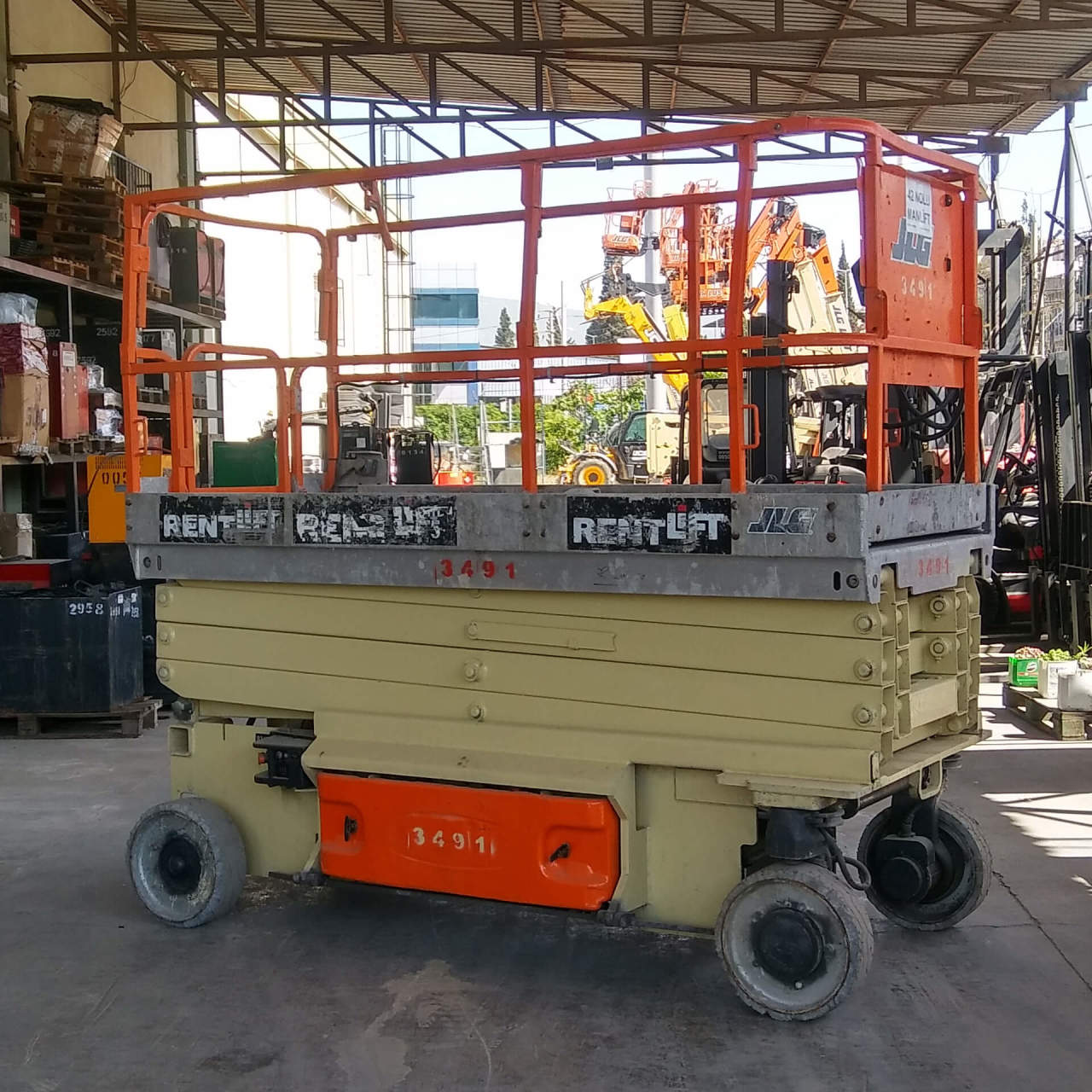 JLG 3246ES  Makaslı Platform Manlift (J1.3491)