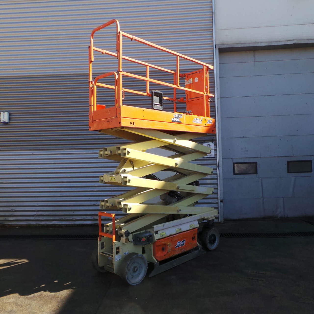 JLG 2632ES  Makaslı Platform Manlift (J1.5137)