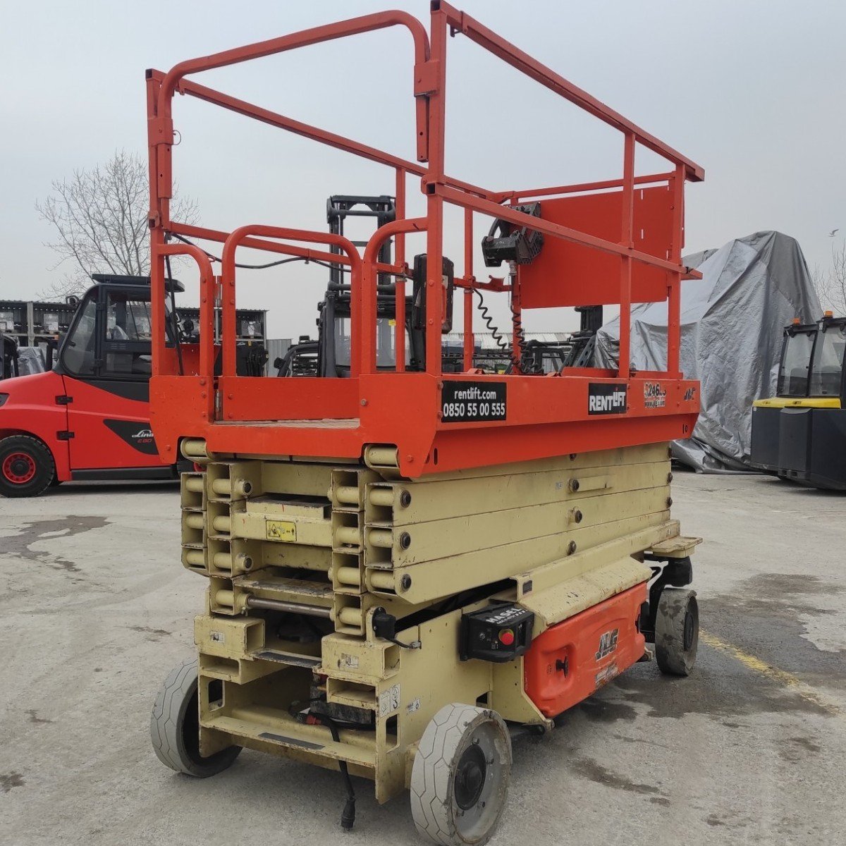 JLG 3246ES  Makaslı Platform Manlift (J1.5636)